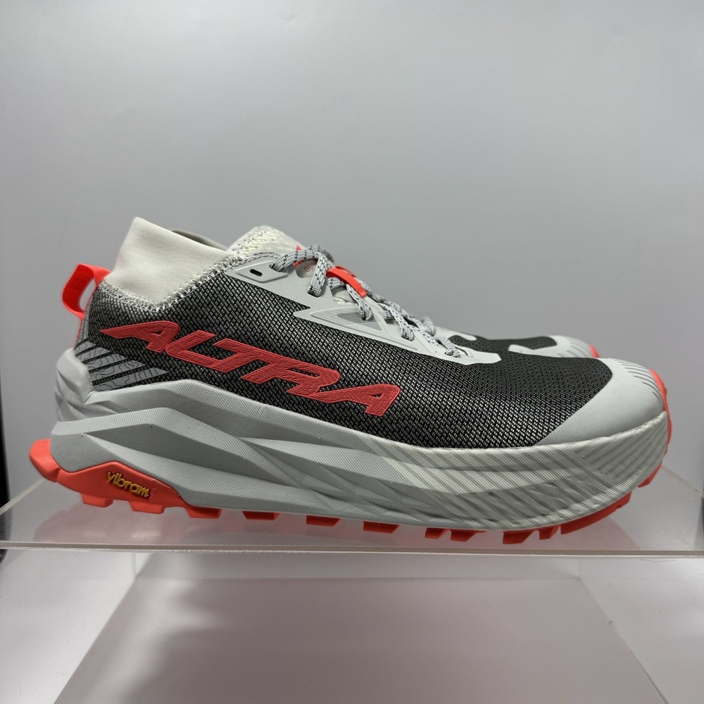 Brand New Altra Olympus 275 White Coral AL0A85RT161 Running Trail Men Size 10.5 - Picture 2 of 10